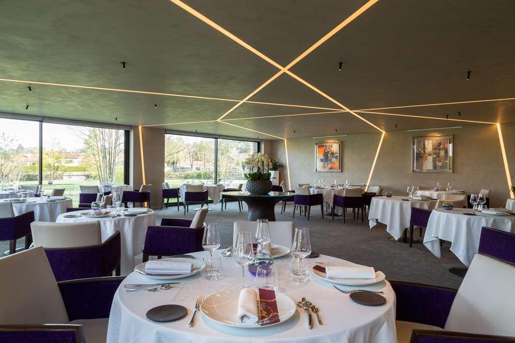 Hotel Domaine La Charpiniere, The Originals Collection Saint-Galmier Restaurante foto