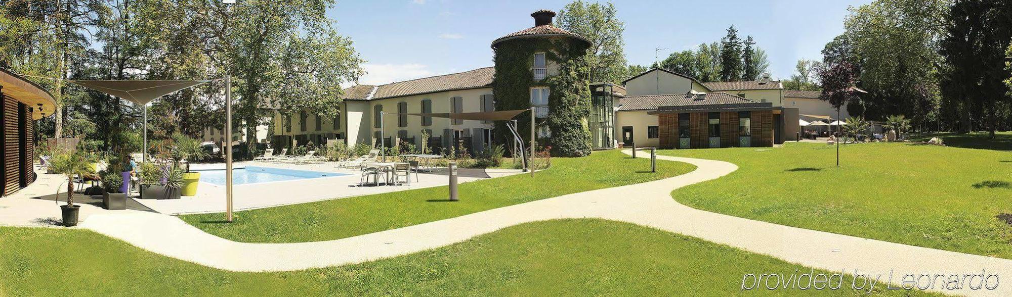 Hotel Domaine La Charpiniere, The Originals Collection Saint-Galmier Exterior foto